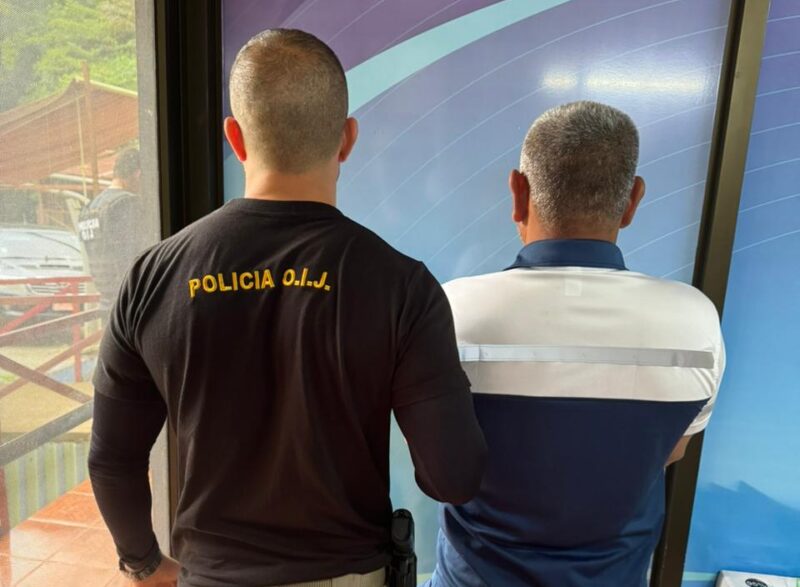 Funcionarios municipales detenidos en Pérez Zeledón