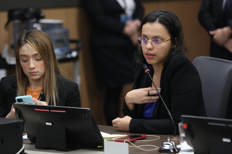 Diputada recibe amenazas vía correo electrónico