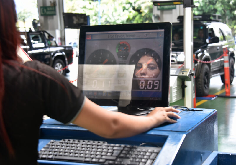 Revisión vehicular