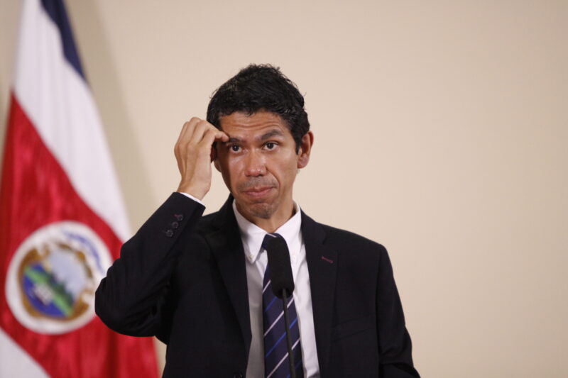Amador tendrá nuevo partido político para su proceso presidencial
