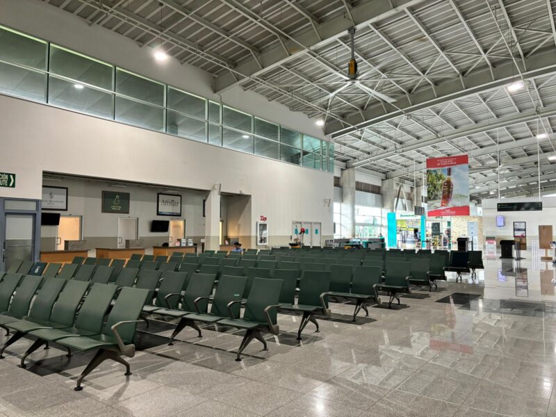 Aeropuerto de Liberia prolonga cierre por temporal