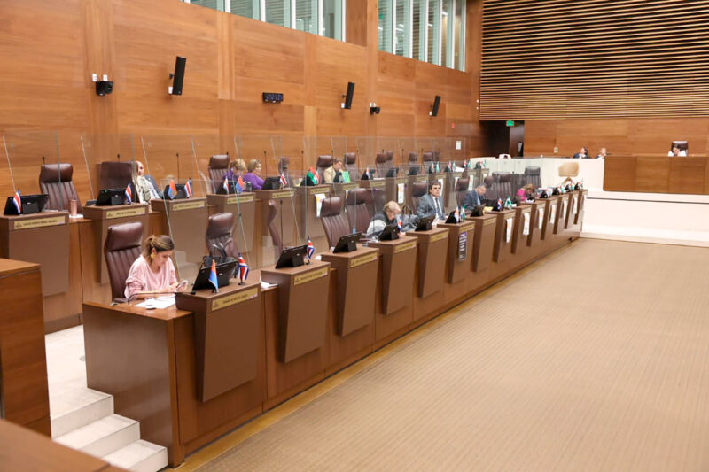 DIPUTADOS-PLENARIO