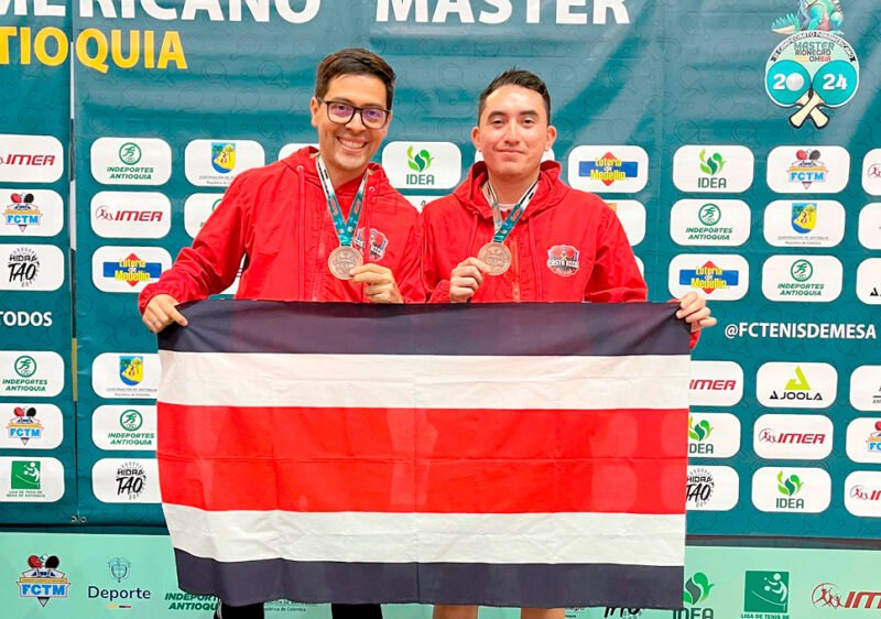 Óscar Mata y Mauricio Angulo ganaron el bronce en la categoría 30-34.