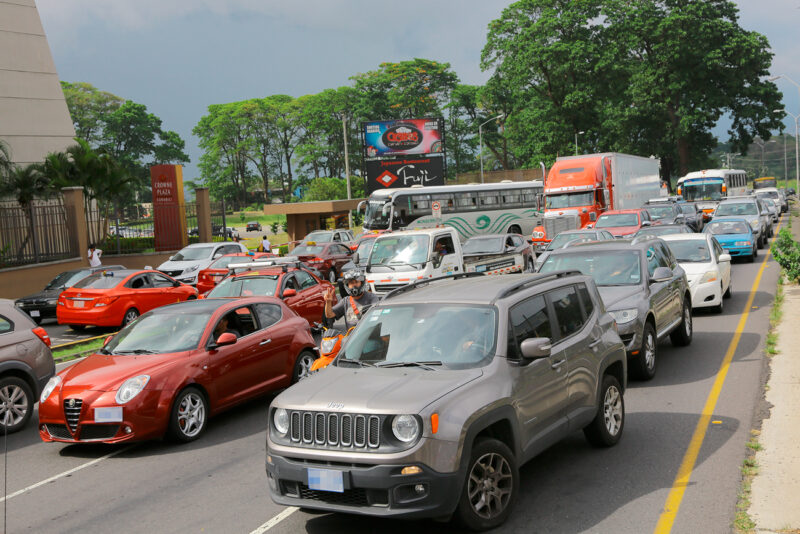 Un automóvil de ¢20 millones debe pagar ¢723.100 por impuesto a la propiedad, a este monto se suman otros rubros del marchamo.