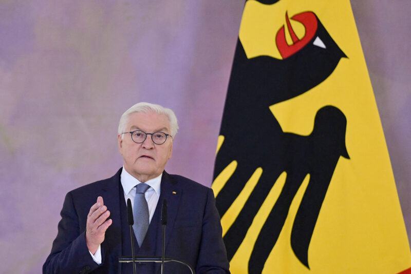 El presidente alemán, Frank-Walter Steinmeier, adelantó las elecciones para febrero.
