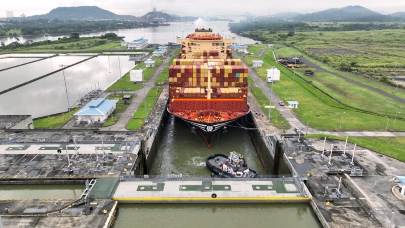 Canal de Panamá. 