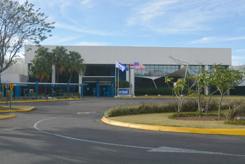 En las últimas semanas se han dado salidas de la planta de Intel en Belén.