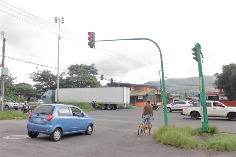Los costos de los semáforos pueden variar según la carretera donde se coloquen.