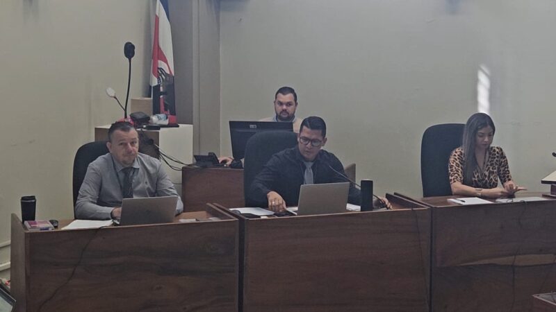 Juicio contra oficiales de tránsito. 