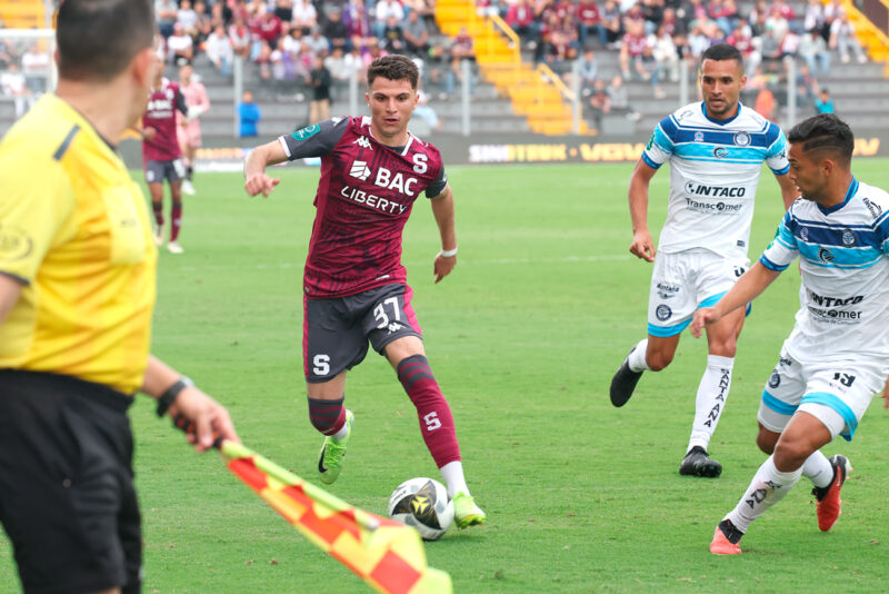 Gino Vivi estuvo seis meses a préstamo en el Saprissa, pero pertenece al LA Galaxy.