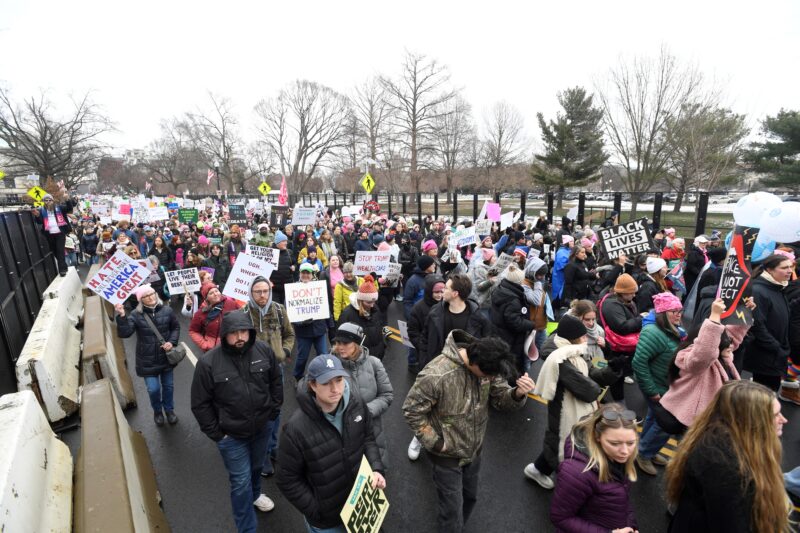 "Marcha del Pueblo" se apodera de Washington