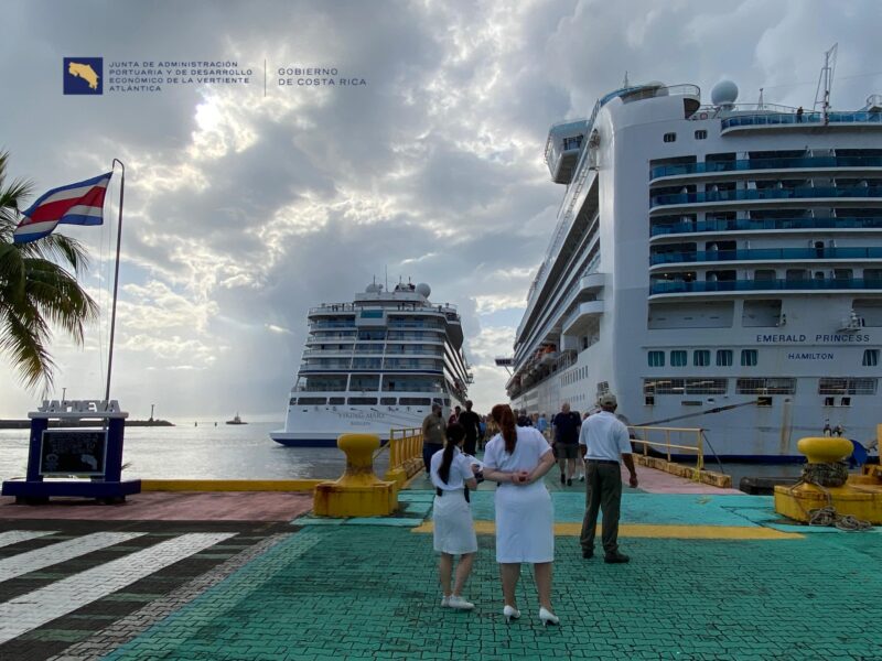 Más de 5 mil turistas llegaron a Limón en 2 cruceros