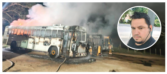 Zúñiga había presenciado la quema de tres buses en el plantel donde laboraba como oficial de seguridad.