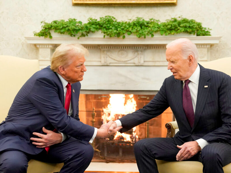Trump entregó el poder en 2021 a Joe Biden, quien le devolverá la banda presidencial el 20 de enero.