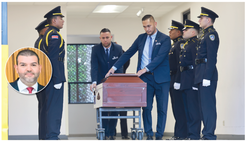 Oficiales y personal del OIJ despidieron a Geiner Zamora entre aplausos y lágrimas.