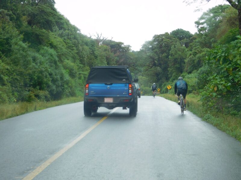 Ciclistas deben respetar Ley de Tránsito
como conductores que son de un vehículo. Foto: MOPT.