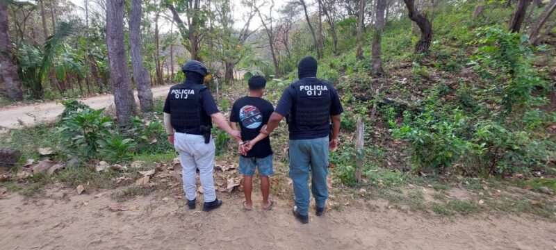 Tres personas fueron detenidas este viernes. Foto: OIJ.