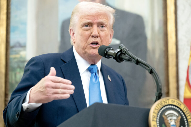 Trump deberá cambiar la Constitución para aspirar por un tercer mandato.