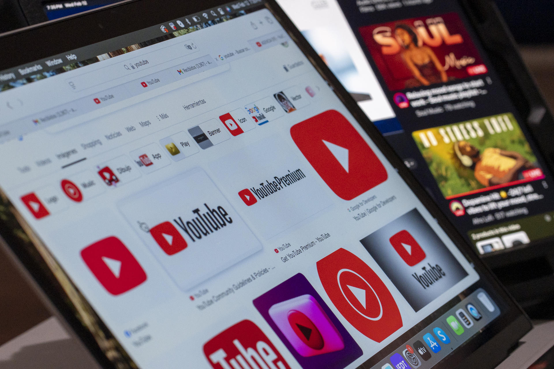 YouTube automatiza la detección de contenidos creados por IA