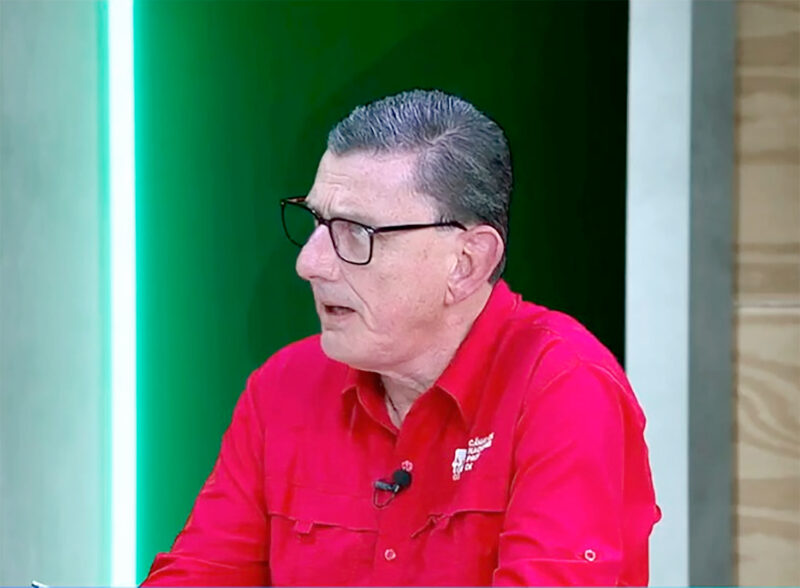 Falta de apoyo del Gobierno preocupa al sector lechero 8 ERICK