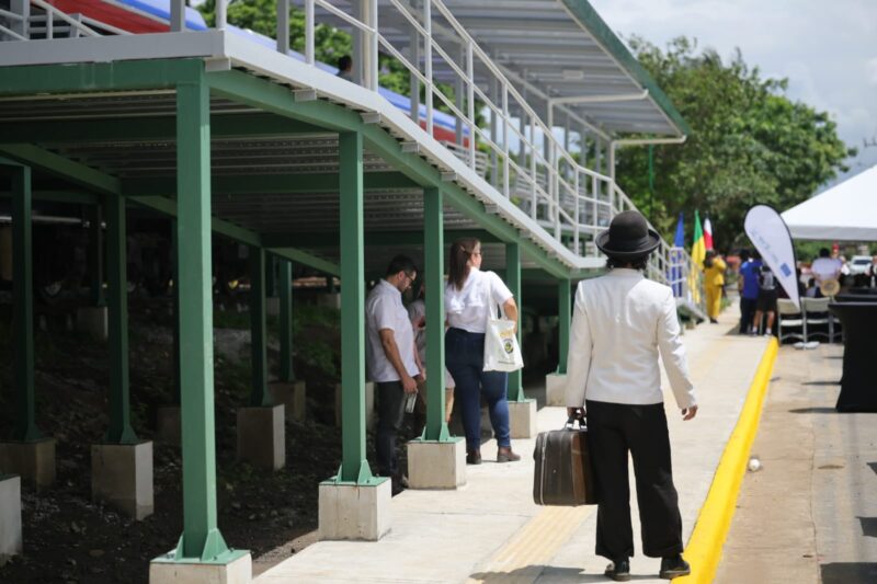 Estación Tren Tibas
