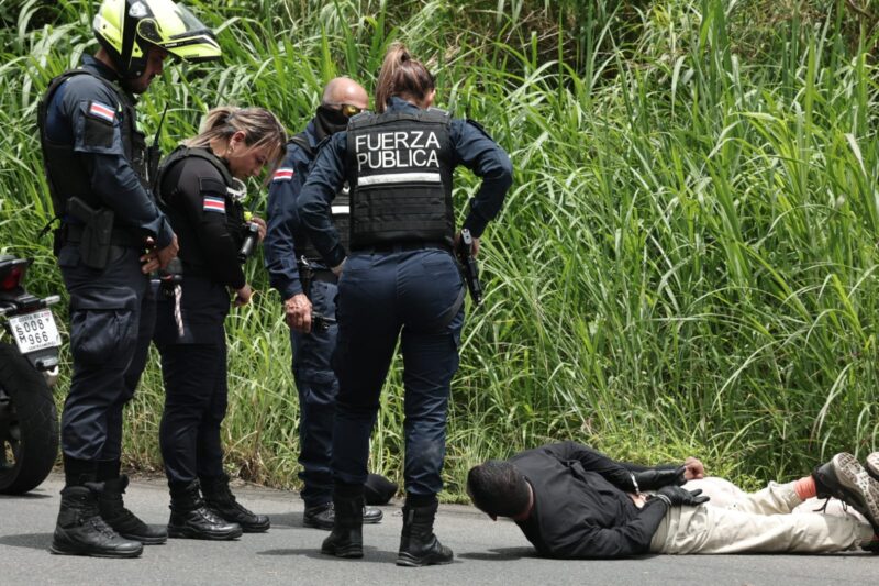 Sospechosos detenidos en Moravia. Foto: Wilbert Hernández.