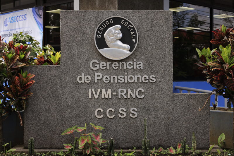 2026 iniciará con aumento en el aporte salarial a la Caja