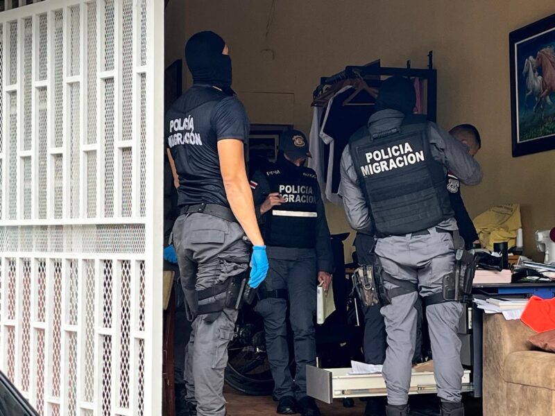 Autoridades logran detenerlos