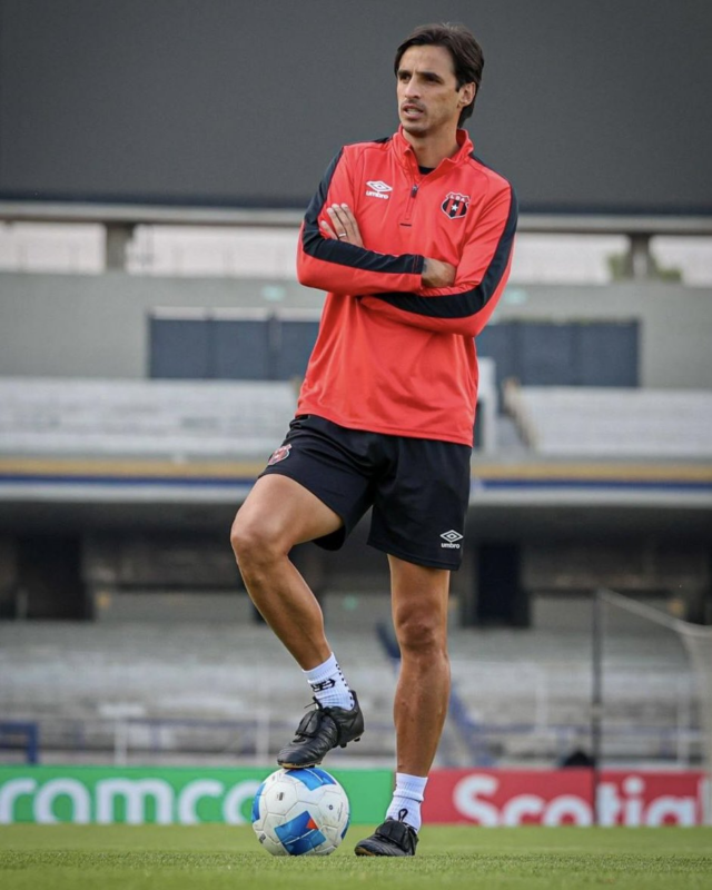 Bryan Ruiz