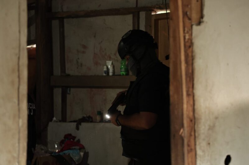 Allanamientos en Los Chiles. Foto: Wilbert Hernández.