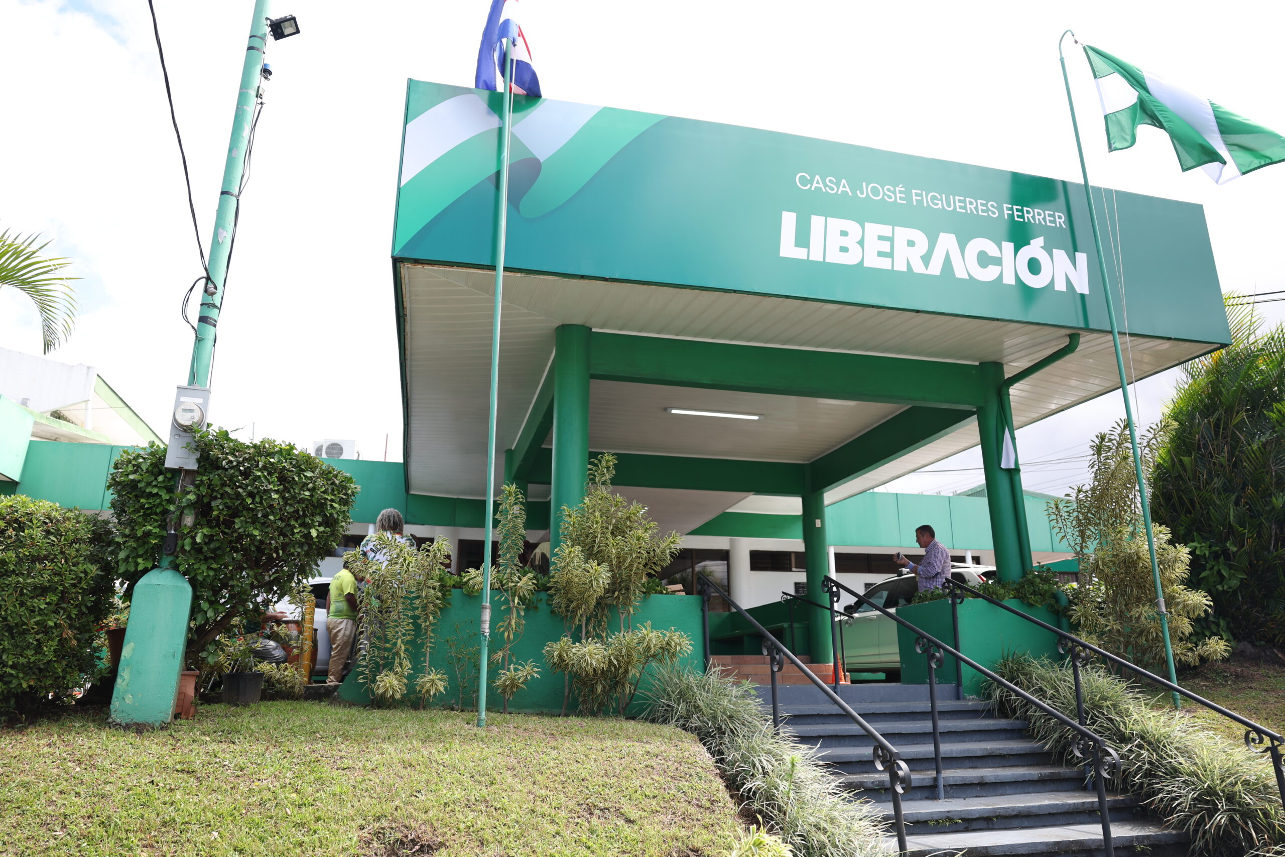 PLN renunciará parcialmente a su deuda política