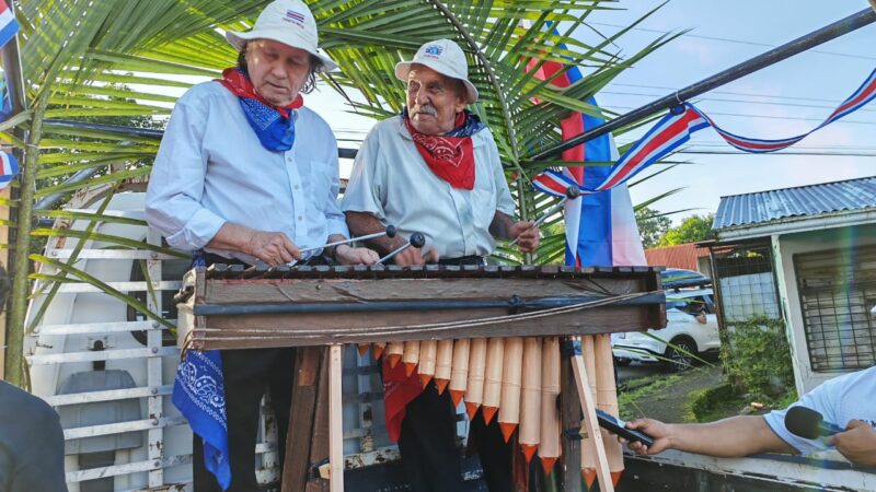 Tradicional Diana en Sarapiquí. Foto: corresponsal Alfie Gatgens.