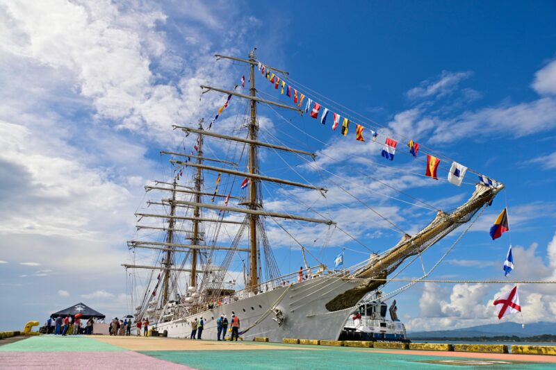“Fragata Libertad” en Puerto Limón. Foto: ICT. 