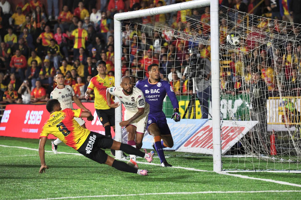 Final de segunda fase: Así saltan los equipos a la cancha