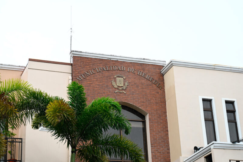 Los representantes municipales son de los mejores pagados del país.