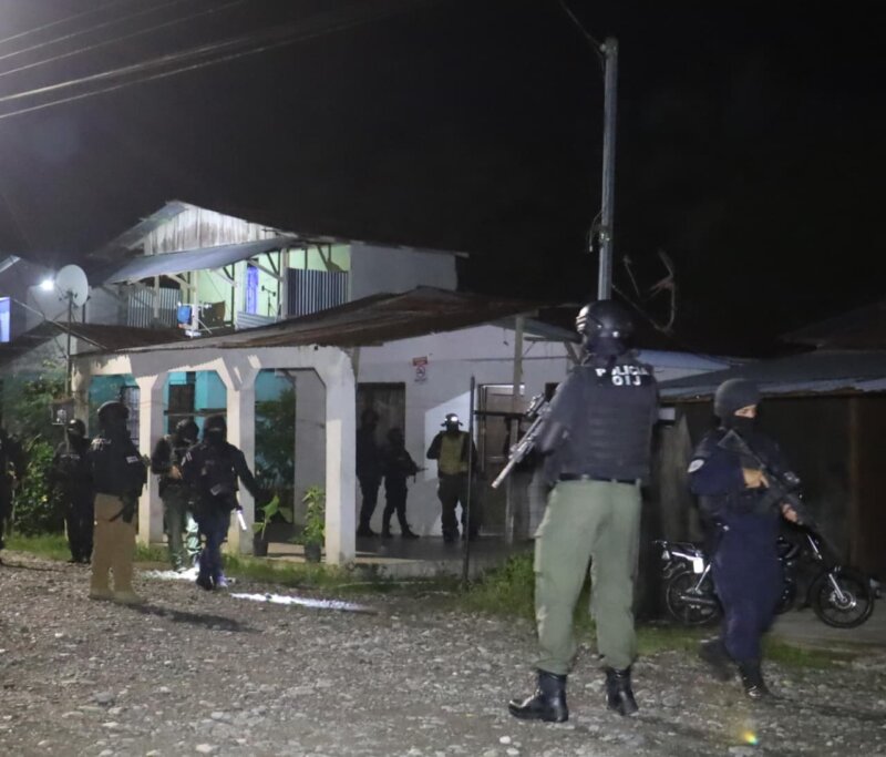 Allanamientos: menor habría ejecutado ataque armado contra oficial en Batán