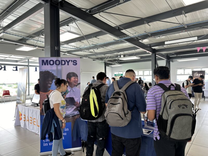 Feria de empleo. Foto: U Fidélitas.