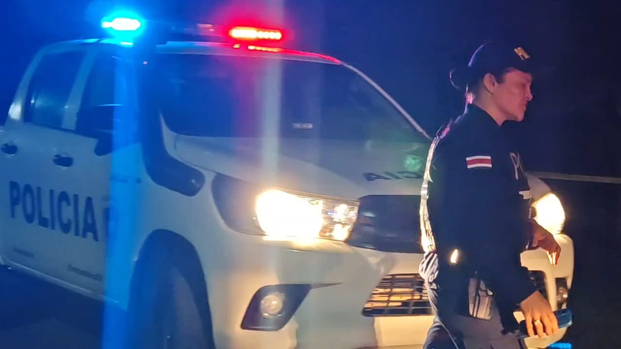 Mujer muere y otra resulta herida tras ataque armado en Hatillo 8