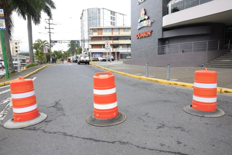 Cierres en San Pedro. Foto: Issac Villalta.