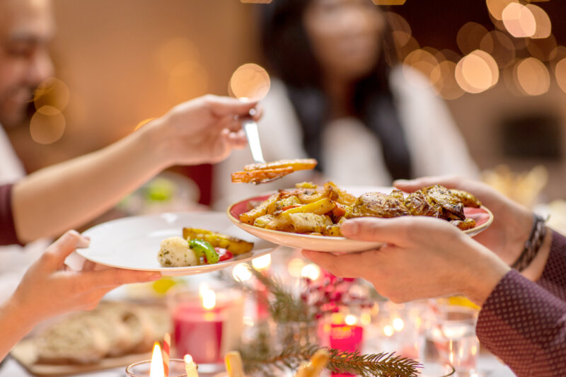 Disfrutar la comida navideña sin excesos