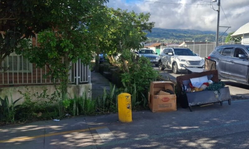 Otros casos similares. Foto: Municipalidad de Cartago. 
