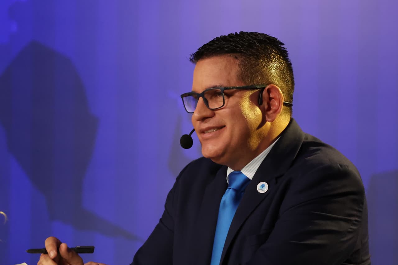 Diputados verán el lunes expediente contra Fabricio Alvarado