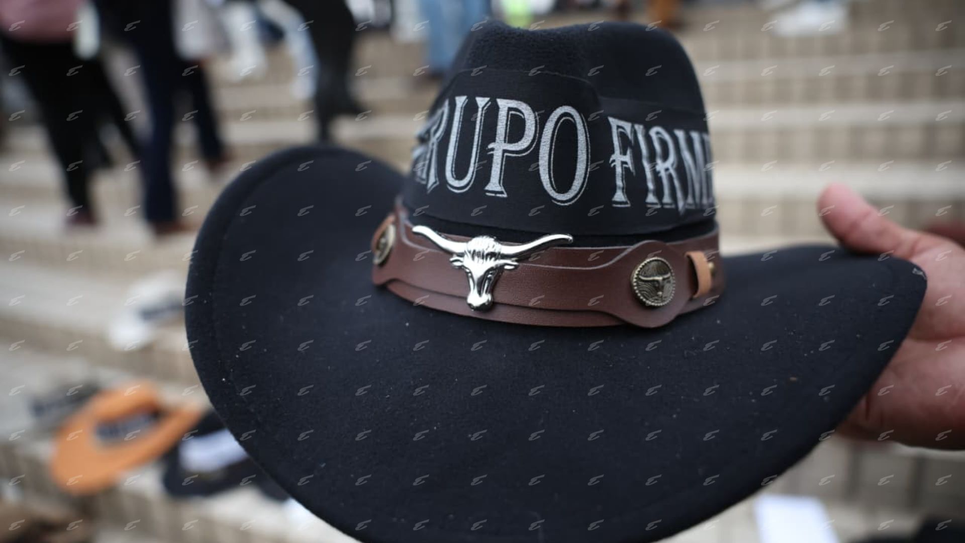 ¿Va para el concierto de Grupo Firme? Esto cuestan los sombreros