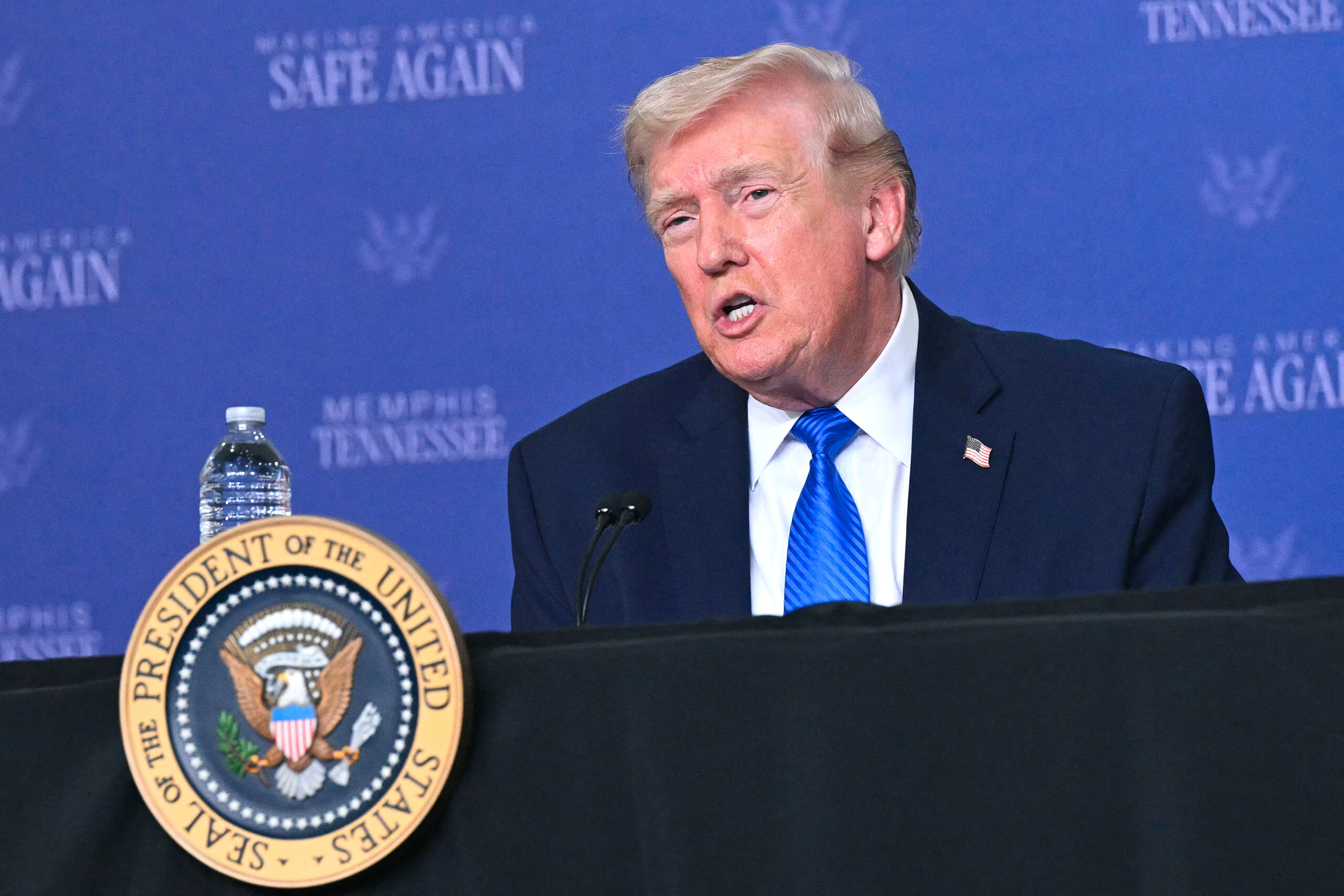 Trump aplaza la fecha límite para ataques contra Irán en medio de negociaciones