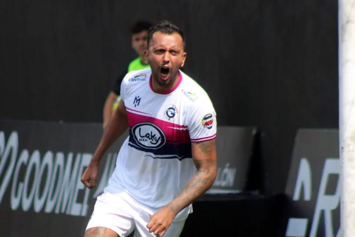 Exclusiva: experimentado jugador se retira del fútbol