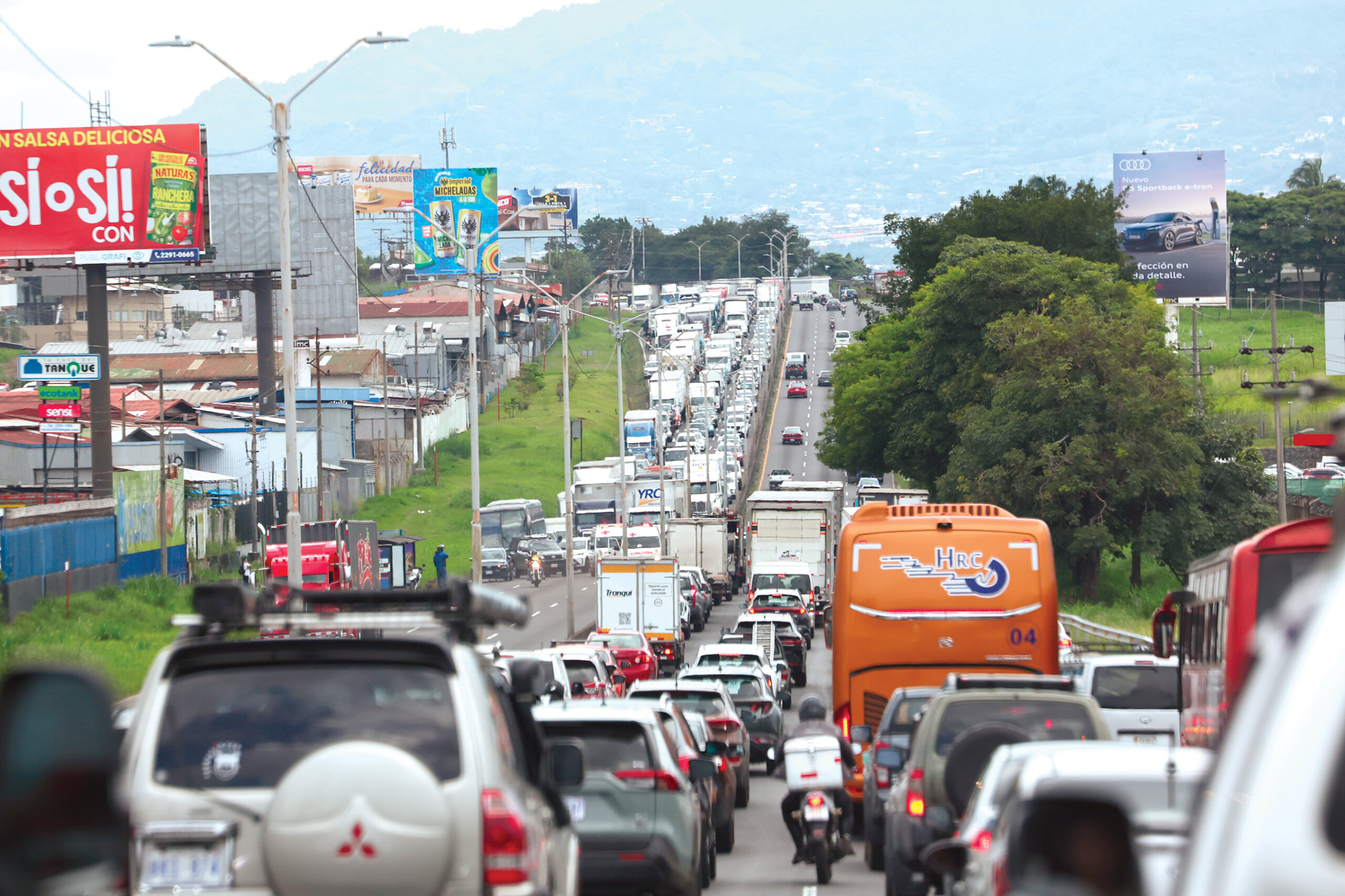 Diputados dan luz verde a préstamo para ampliar Ruta 1