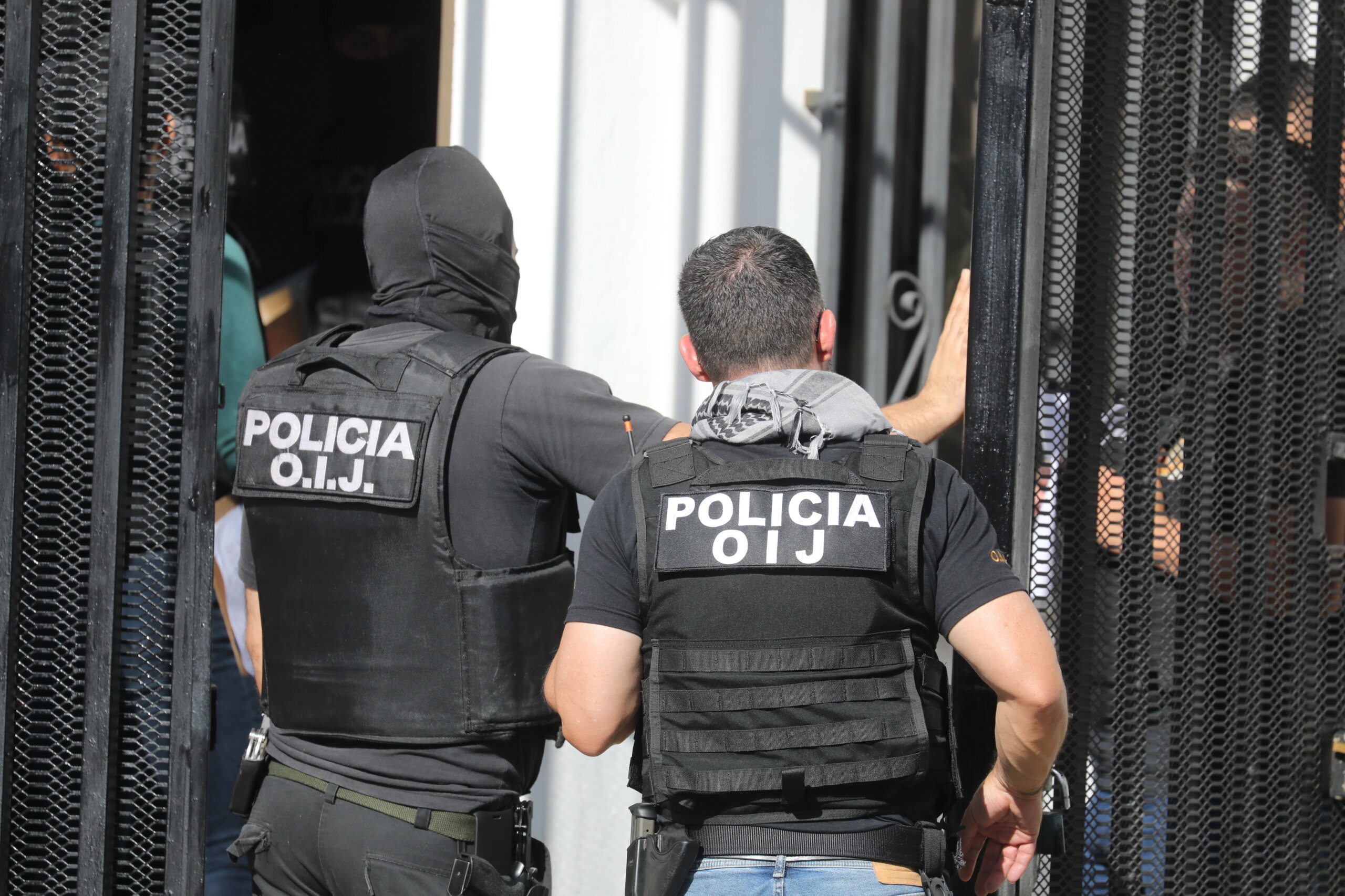 Megaoperativo: 25 allanamientos golpean red narco que operaba pistas clandestinas