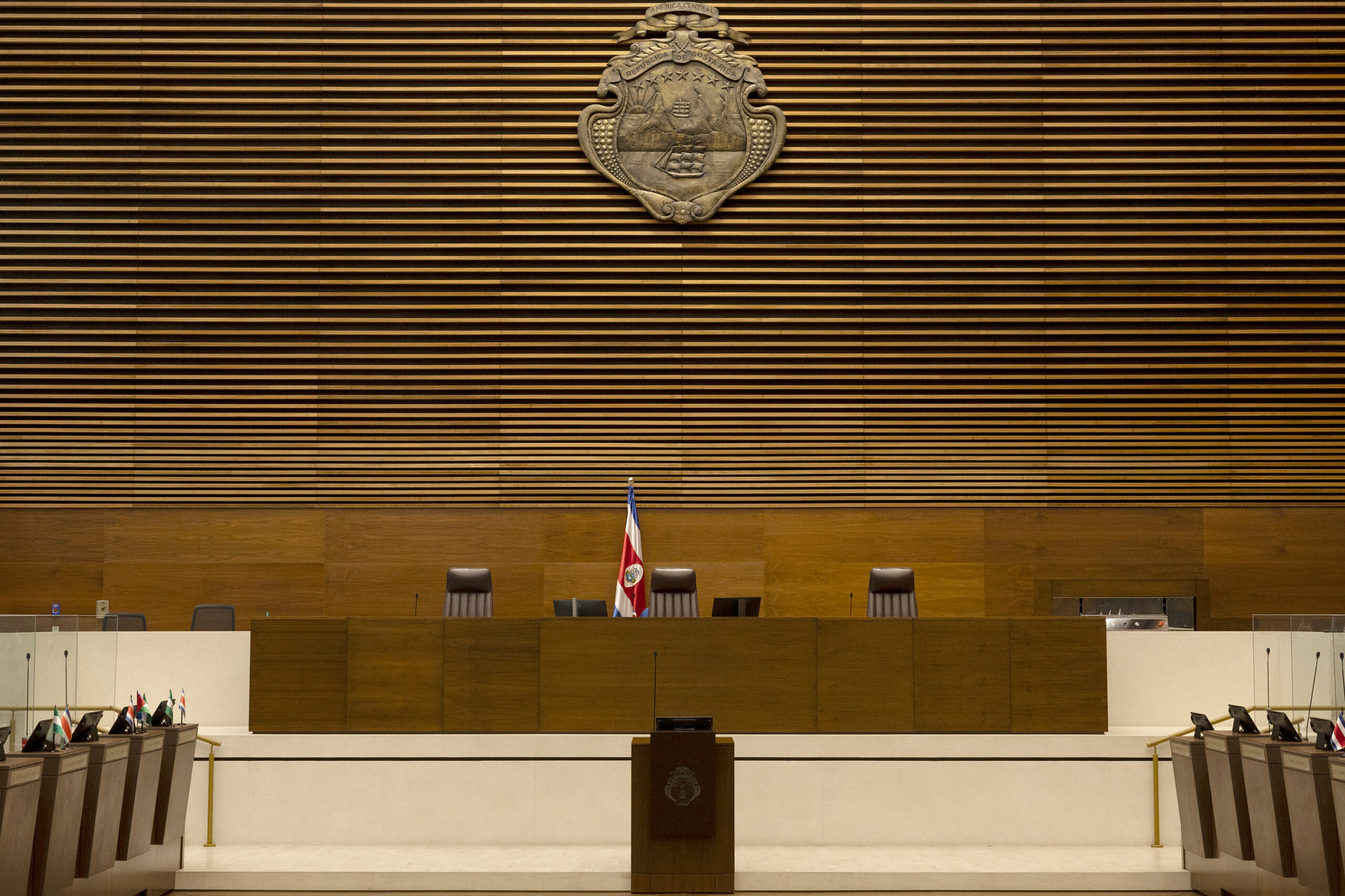 Condenan violencia política contra diputadas en la Asamblea Legislativa