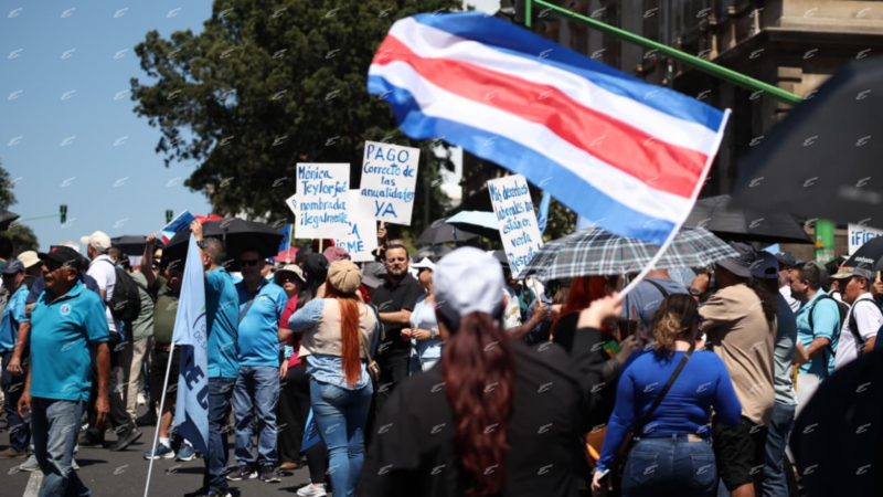 197 cirugías fueron reprogramadas por huelga de trabajadores de la CCSS