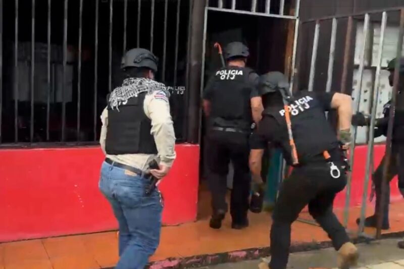 Allanamiento en Cartago.